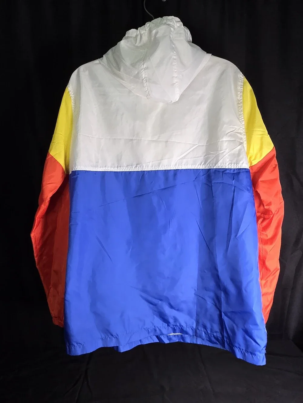 Pac Man Windbreaker Quarter Zip XL